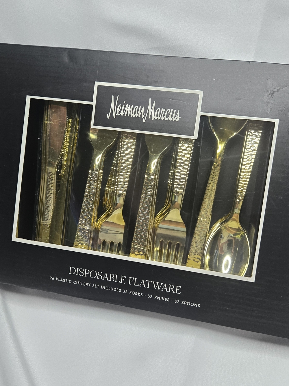 Nieman Marcus Disposable Flatware 96 Piece Gold Plastic Cutlery Set Brand New